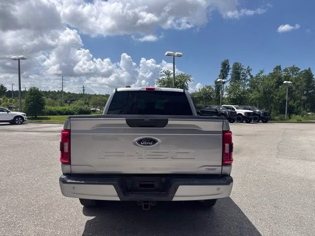 2021 Iconic Silver Metallic Ford F-150 XLT Crew Cab Pickup 4X4 Truck