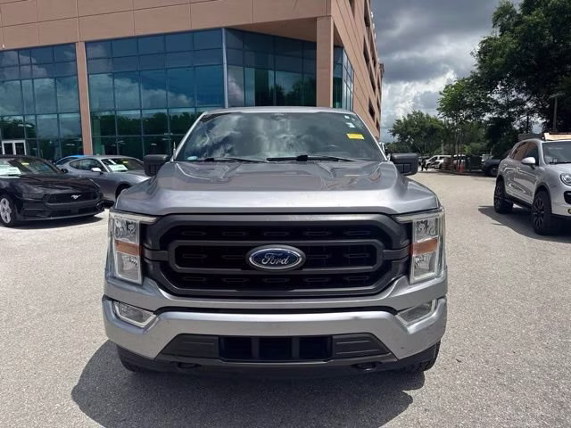 2021 Iconic Silver Metallic Ford F-150 XLT Crew Cab Pickup 4X4 Truck