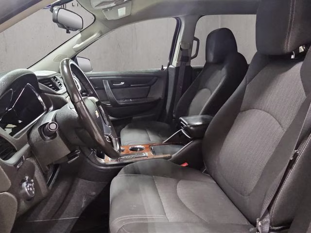 2014 Cyber Gray Metallic Chevrolet Traverse LT AWD SUV