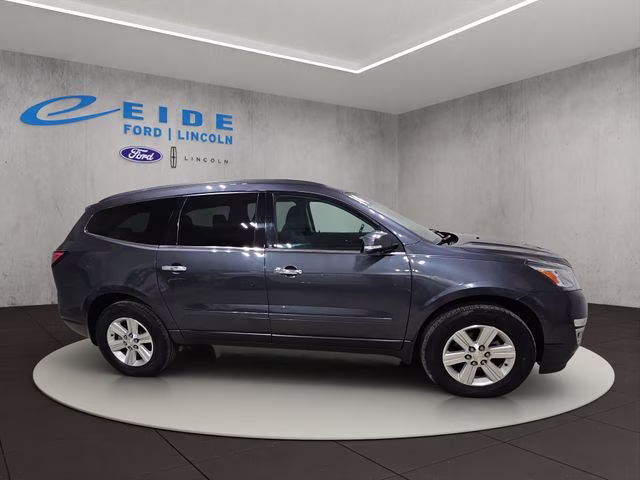 2014 Cyber Gray Metallic Chevrolet Traverse LT AWD SUV