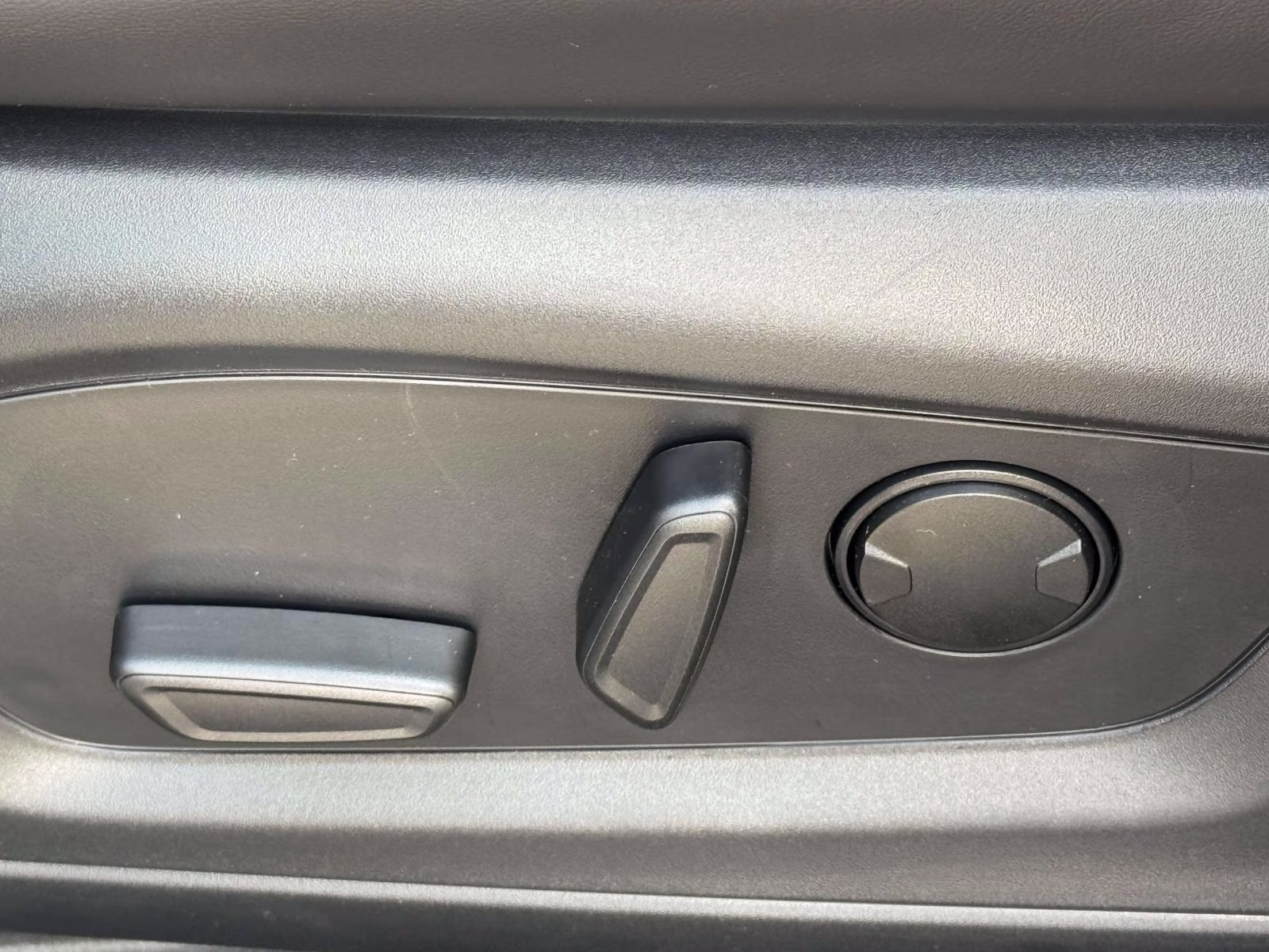 2026 Agate Black Ford Explorer Tremor 4X4 SUV