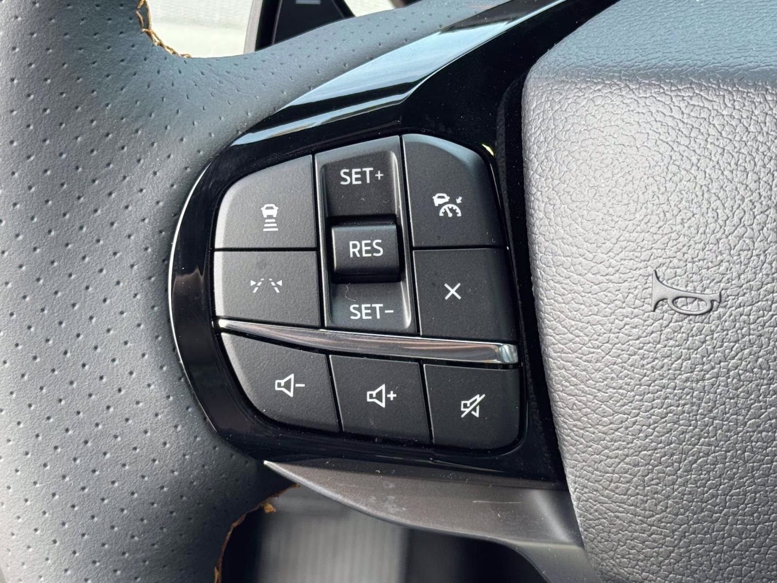 2026 Agate Black Ford Explorer Tremor 4X4 SUV