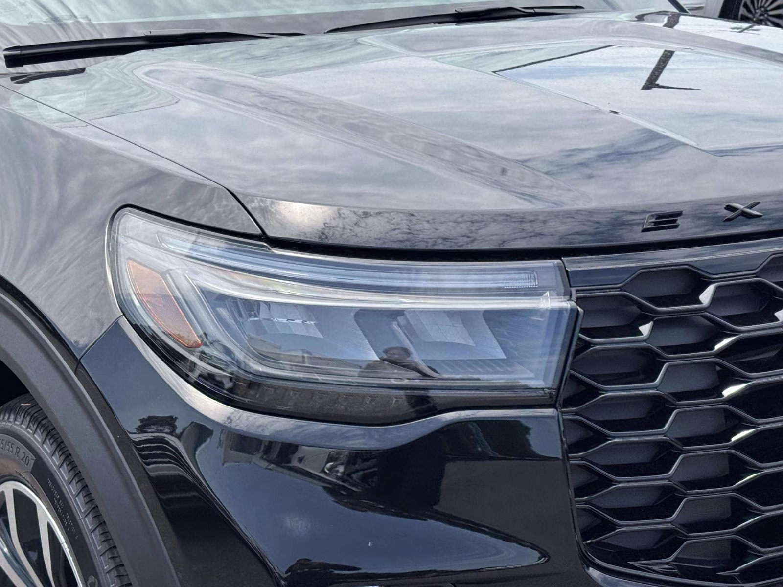 2026 Black Ford Explorer ST-Line 4X4 SUV