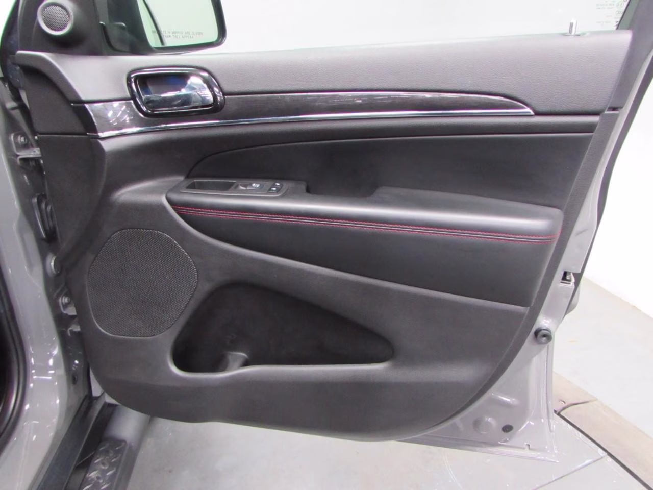 2021 Sting-Gray Clearcoat Jeep Grand Cherokee Trailhawk 4X4 SUV