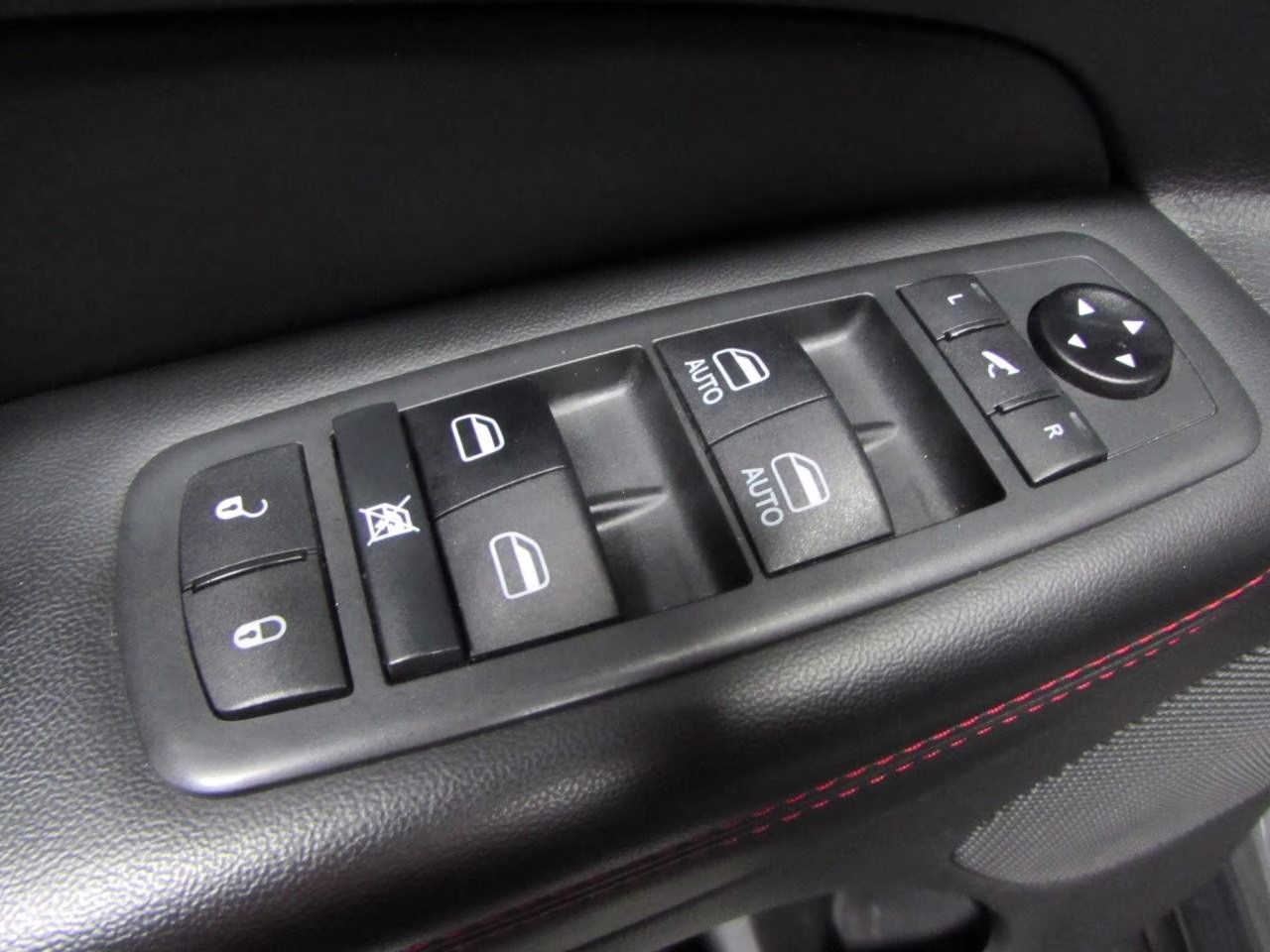 2021 Sting-Gray Clearcoat Jeep Grand Cherokee Trailhawk 4X4 SUV