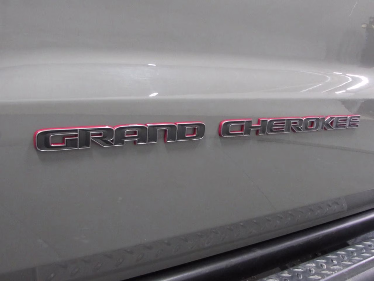 2021 Sting-Gray Clearcoat Jeep Grand Cherokee Trailhawk 4X4 SUV
