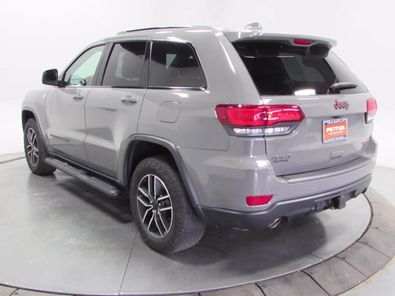 2021 Sting-Gray Clearcoat Jeep Grand Cherokee Trailhawk 4X4 SUV