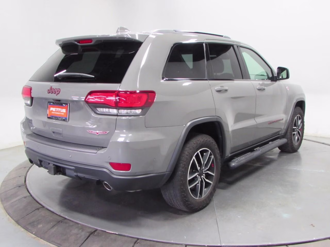 2021 Sting-Gray Clearcoat Jeep Grand Cherokee Trailhawk 4X4 SUV