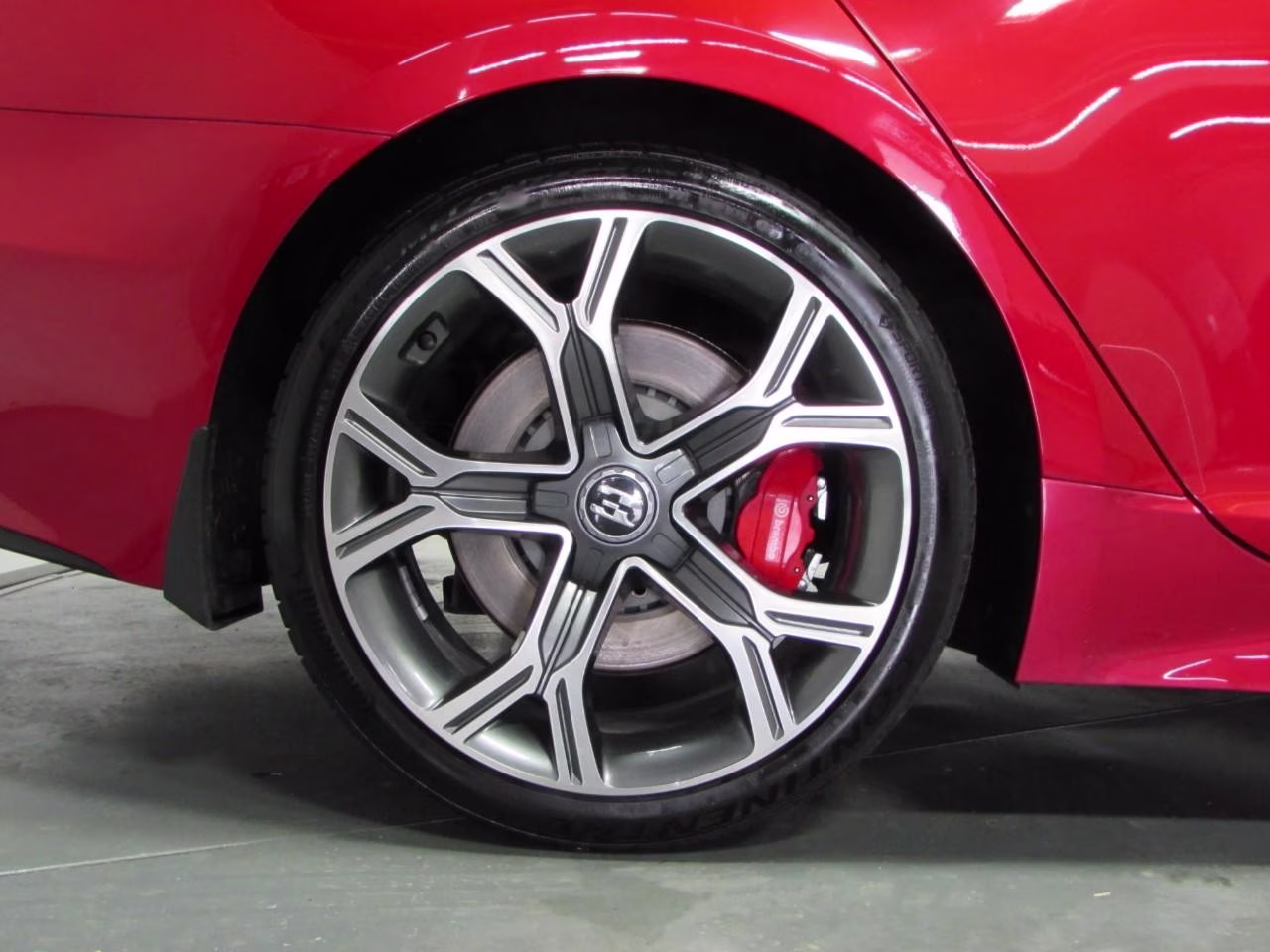 2018 HiChroma Red Kia Stinger GT2 AWD Sedan