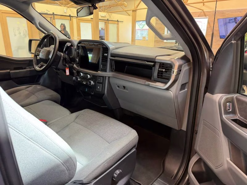 2024 Ford F150 SuperCrew Cab XLT Pickup 4D 6 1/2 ft 4X4