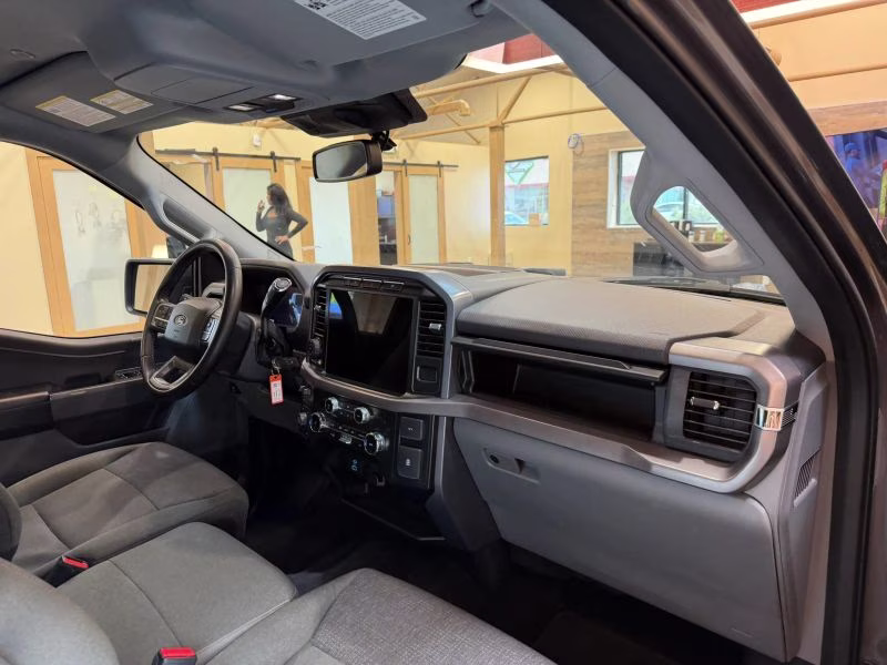 2024 Ford F150 SuperCrew Cab XLT Pickup 4D 6 1/2 ft 4X4