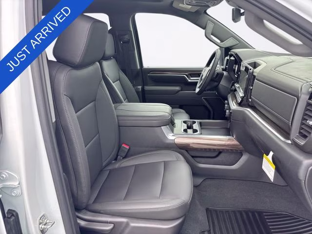 2026 Summit White Chevrolet Silverado 2500 HD LT 4X4 Truck