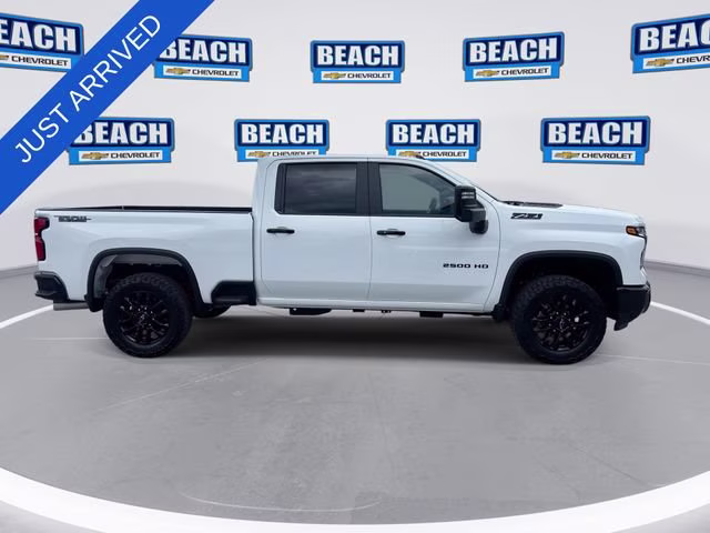 2026 Summit White Chevrolet Silverado 2500 HD LT 4X4 Truck