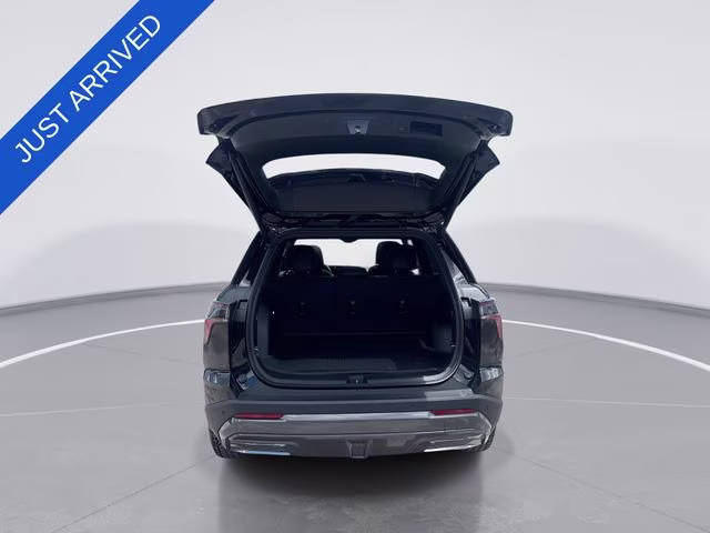 2026 Mosaic Black Metallic Chevrolet Equinox ACTIV FWD SUV
