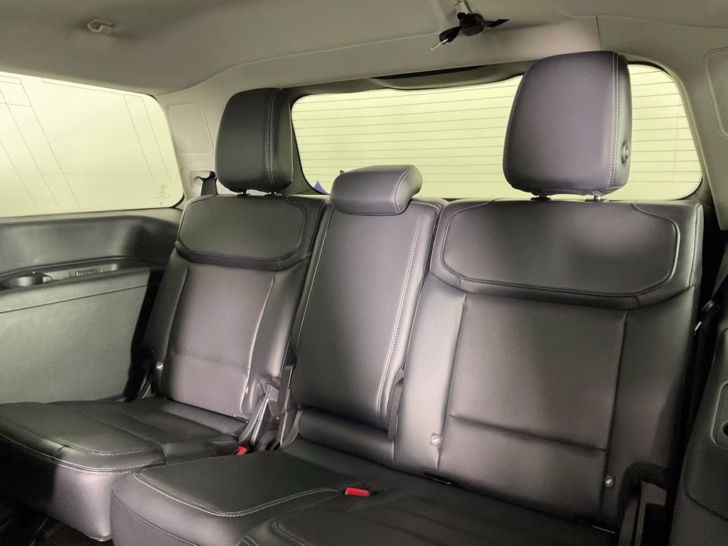 2026 Gray Metallic Ford Expedition Platinum 4X4 SUV