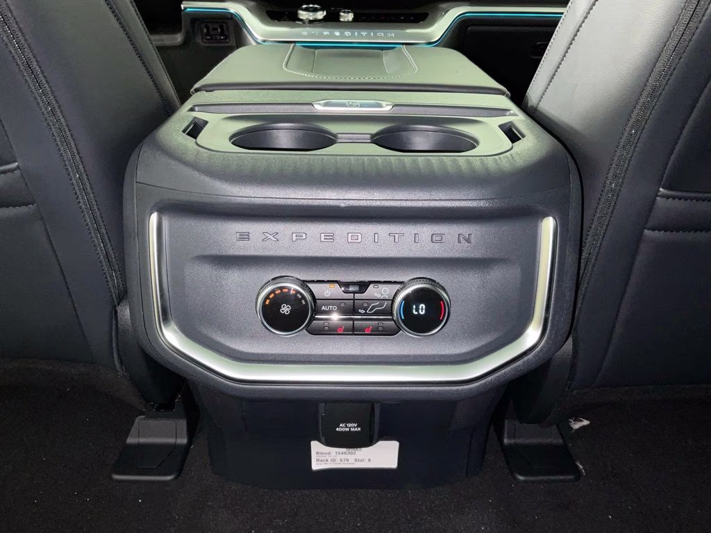 2026 Gray Metallic Ford Expedition Platinum 4X4 SUV