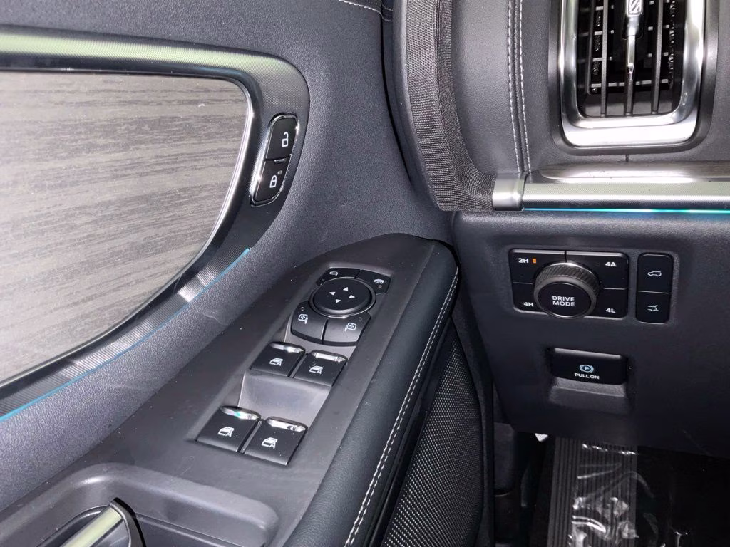 2026 Gray Metallic Ford Expedition Platinum 4X4 SUV
