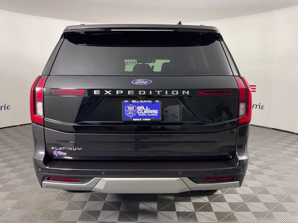 2026 Gray Metallic Ford Expedition Platinum 4X4 SUV
