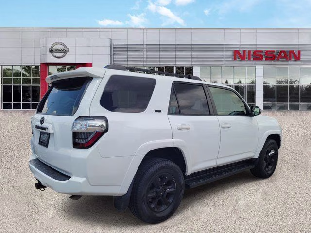 2021 Super White Toyota 4Runner SR5 Premium 4X4 SUV