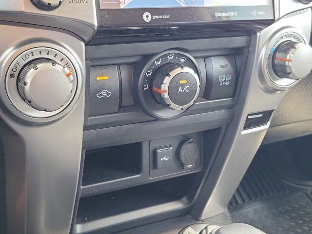 2021 Super White Toyota 4Runner SR5 Premium 4X4 SUV