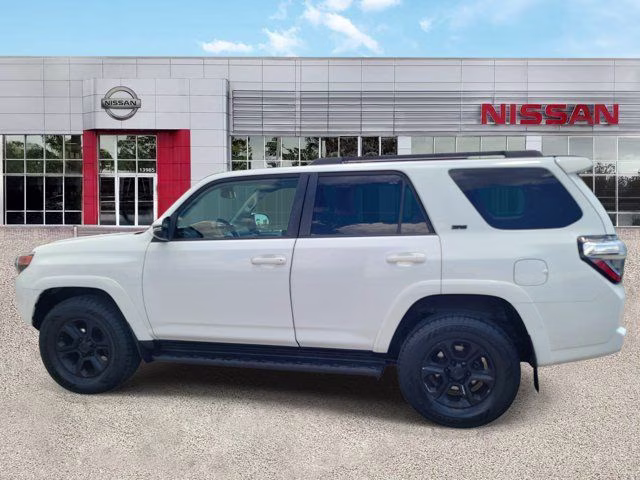2021 Super White Toyota 4Runner SR5 Premium 4X4 SUV