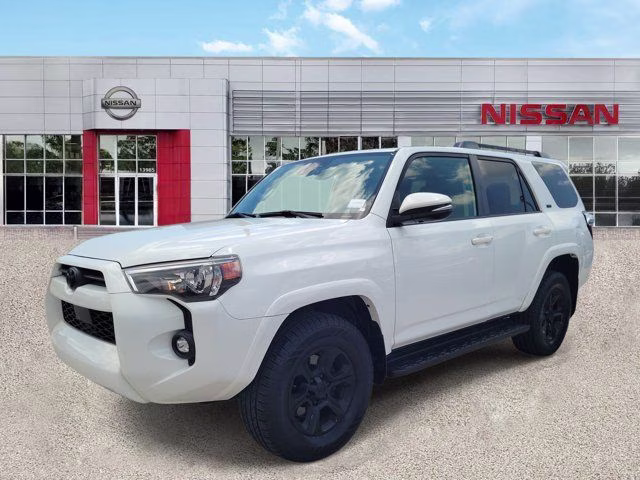 2021 Super White Toyota 4Runner SR5 Premium 4X4 SUV