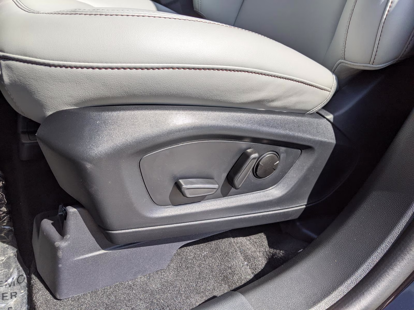 2026 Agate Black Metallic Ford Explorer Active 4X4 SUV