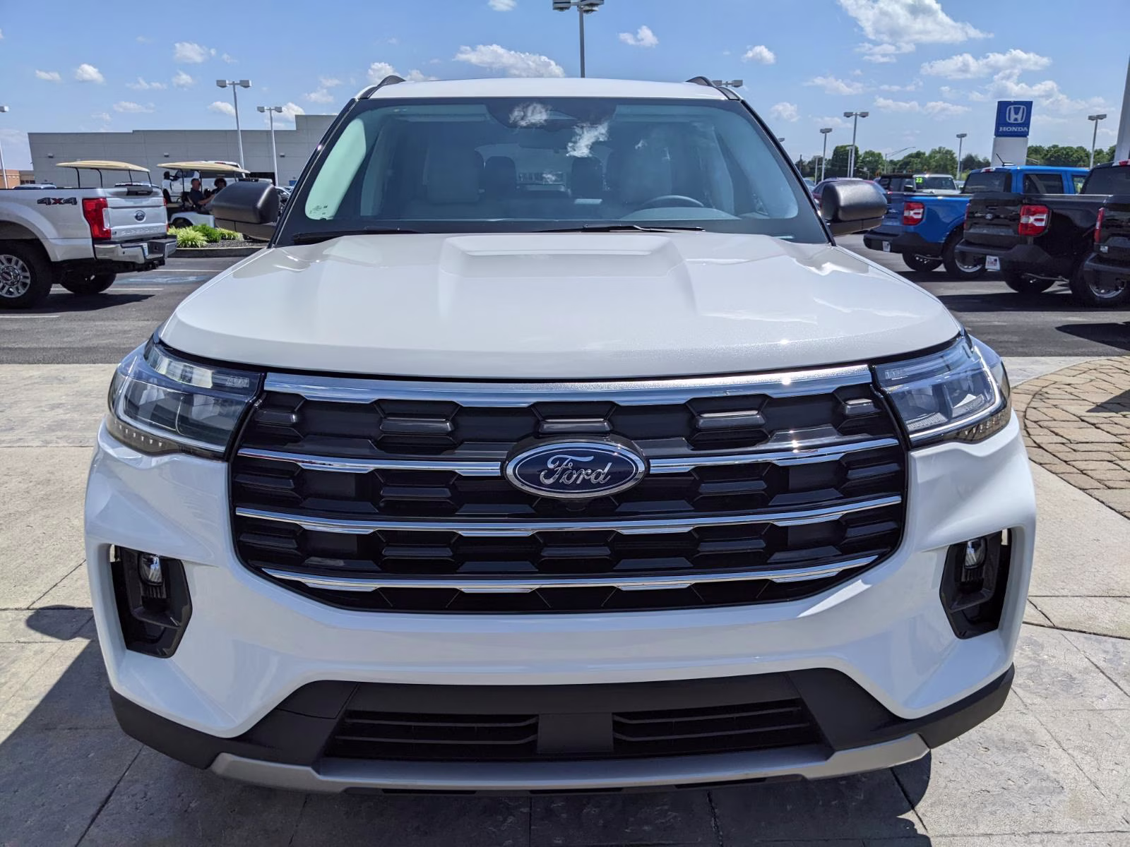 2026 Star White Metallic Tri-Coat Ford Explorer Active 4X4 SUV
