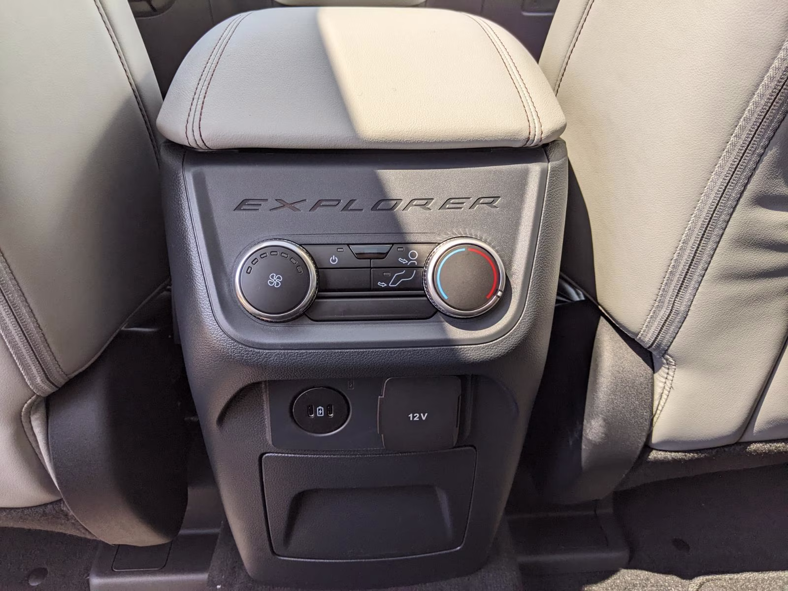 2026 Star White Metallic Tri-Coat Ford Explorer Active 4X4 SUV