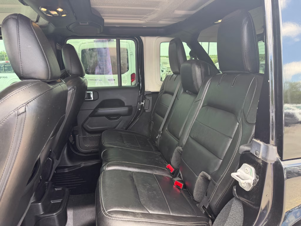 2022 Black Clearcoat Jeep Wrangler Unlimited Sahara 4X4 SUV