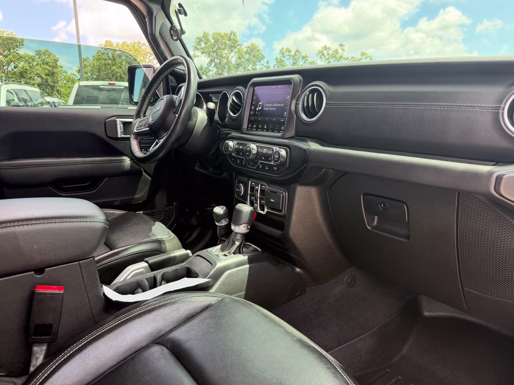 2022 Black Clearcoat Jeep Wrangler Unlimited Sahara 4X4 SUV