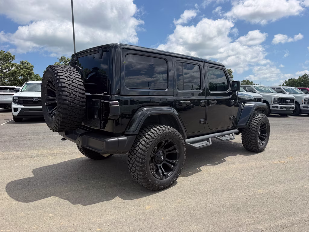 2022 Black Clearcoat Jeep Wrangler Unlimited Sahara 4X4 SUV