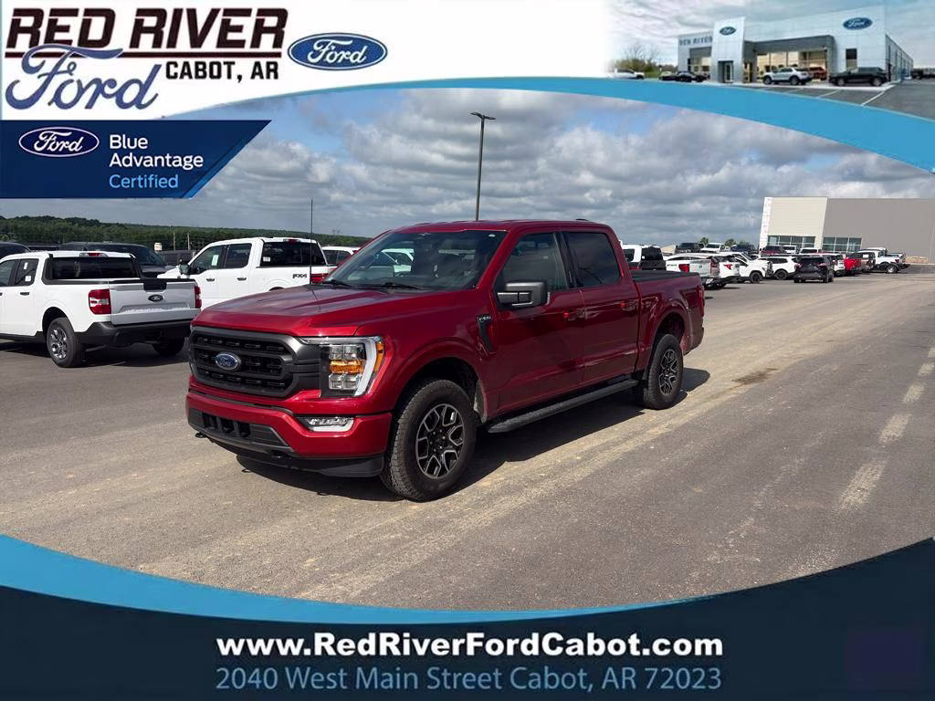 2023 Hot Pepper Red Metallic Tinted Clearcoat Ford F-150 XLT 4X4 Truck