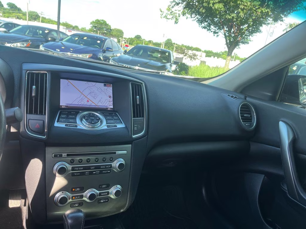 2014 Java Metallic Nissan Maxima 3.5 SV FWD Sedan
