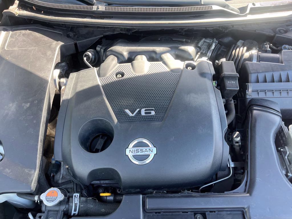 2014 Java Metallic Nissan Maxima 3.5 SV FWD Sedan