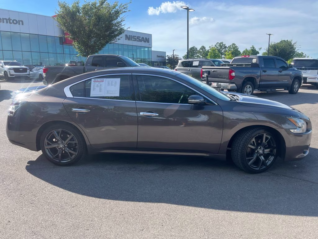 2014 Java Metallic Nissan Maxima 3.5 SV FWD Sedan