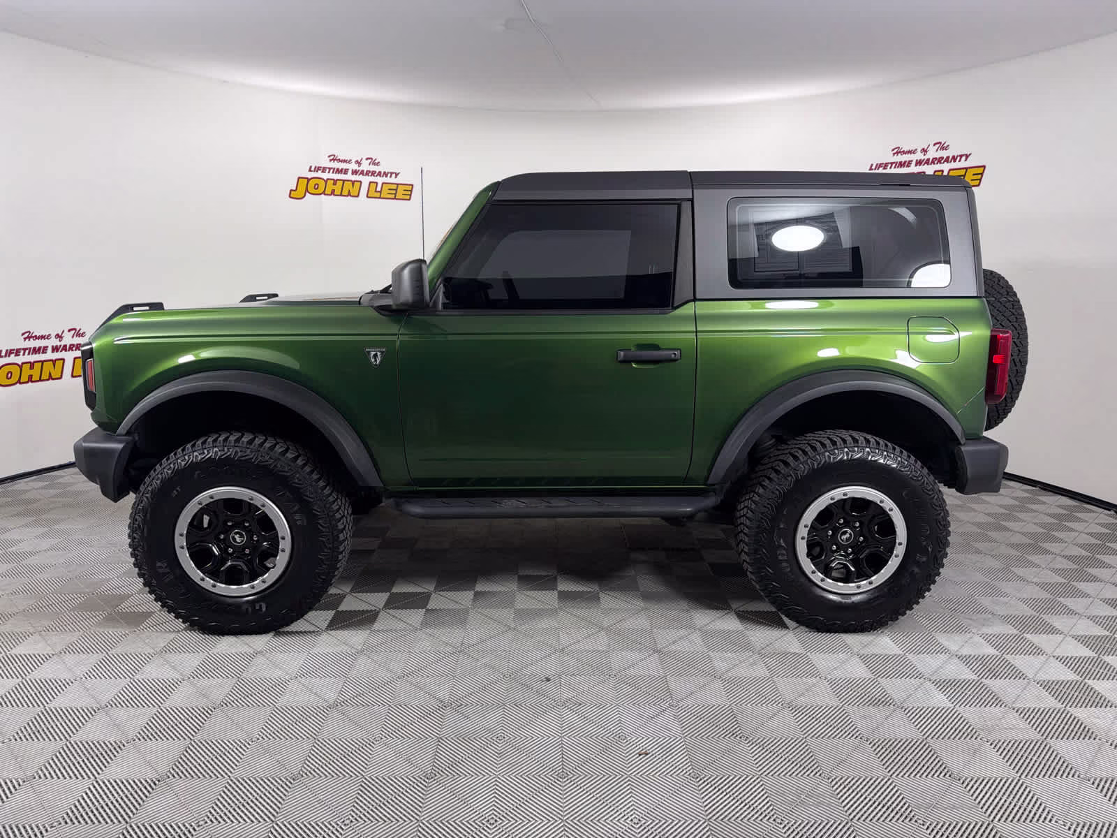 2022 Eruption Green Metallic Ford Bronco Base 4X4 SUV