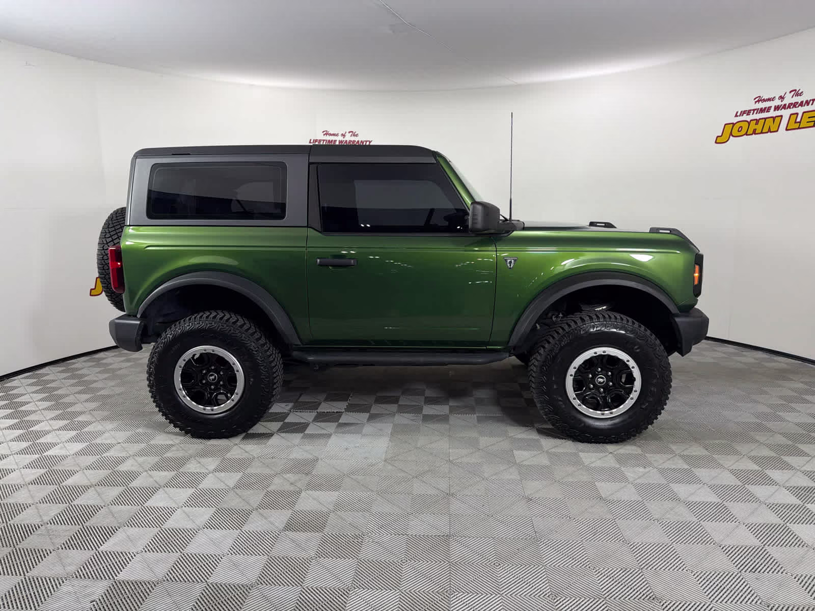 2022 Eruption Green Metallic Ford Bronco Base 4X4 SUV