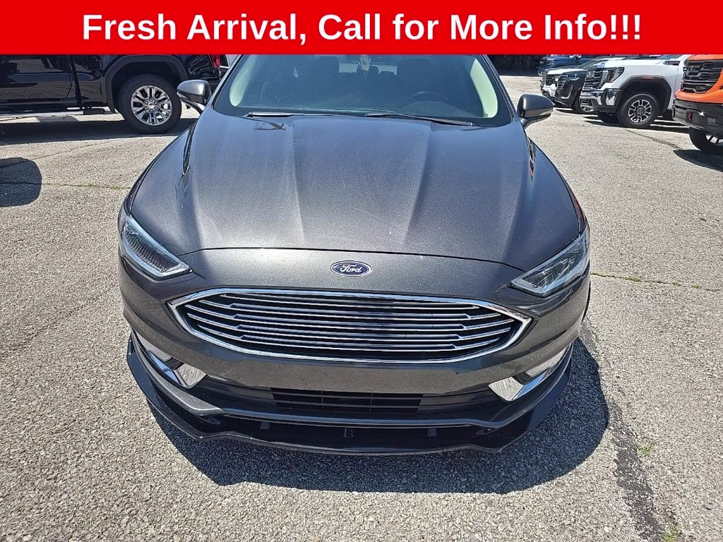 2017 Ingot Silver Ford Fusion SE FWD Sedan