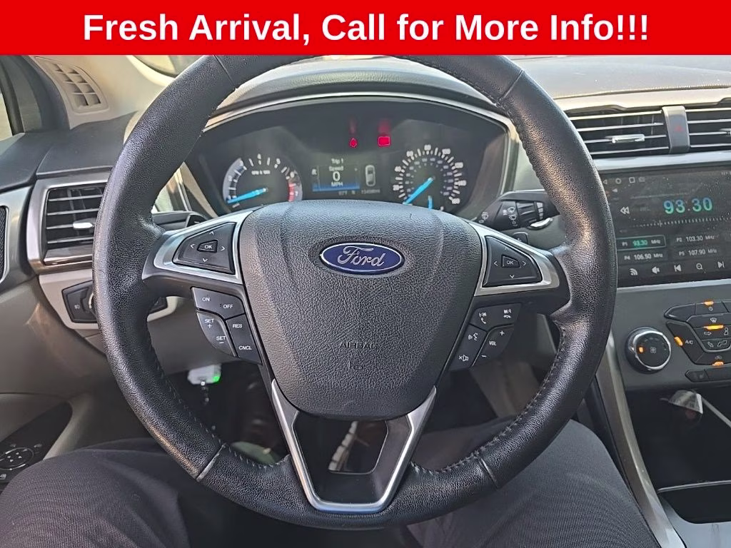 2017 Ingot Silver Ford Fusion SE FWD Sedan