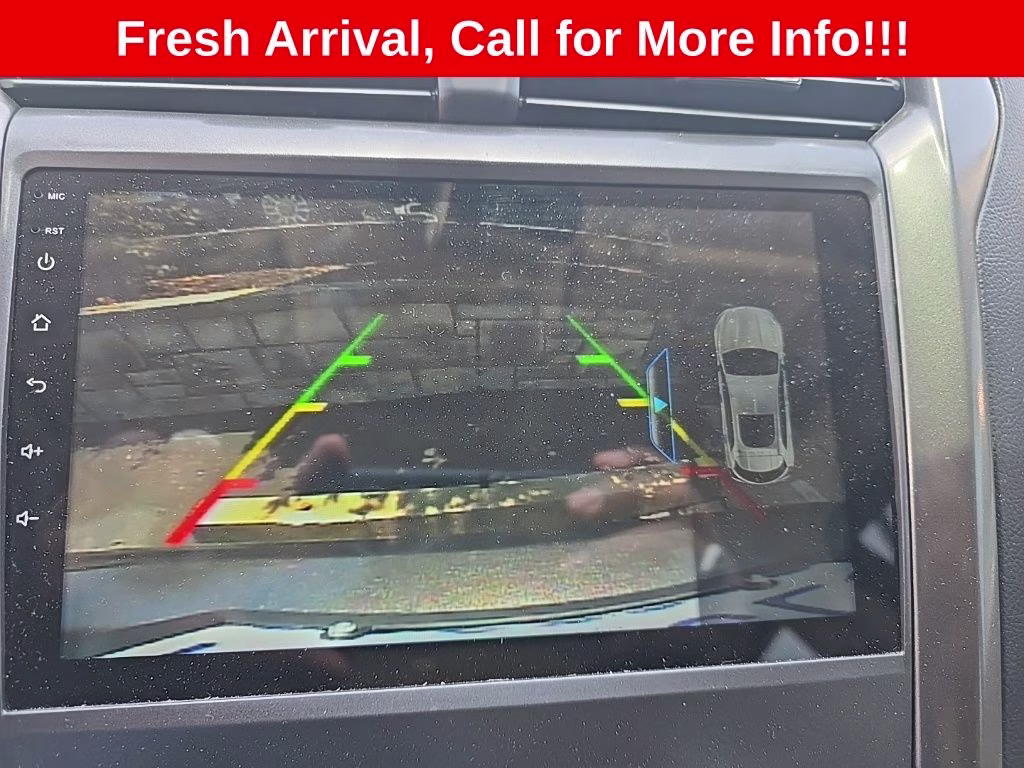 2017 Ingot Silver Ford Fusion SE FWD Sedan