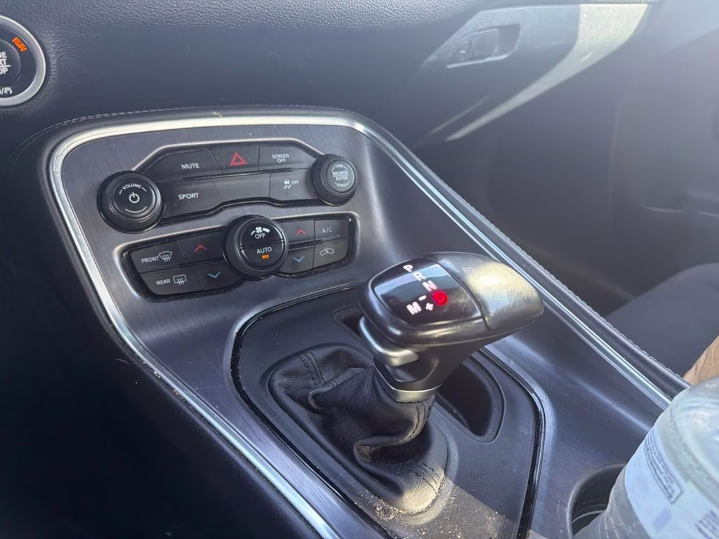 2018 Granite Crystal Metallic Clearcoat Dodge Challenger R/T RWD Coupe
