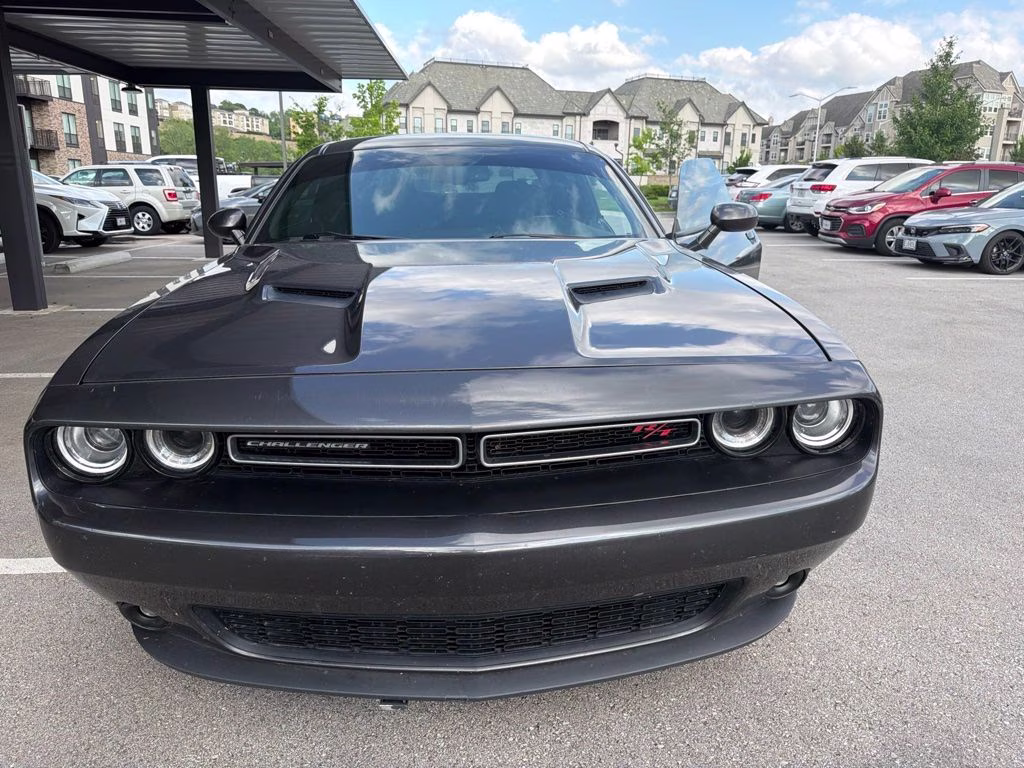 2018 Granite Crystal Metallic Clearcoat Dodge Challenger R/T RWD Coupe
