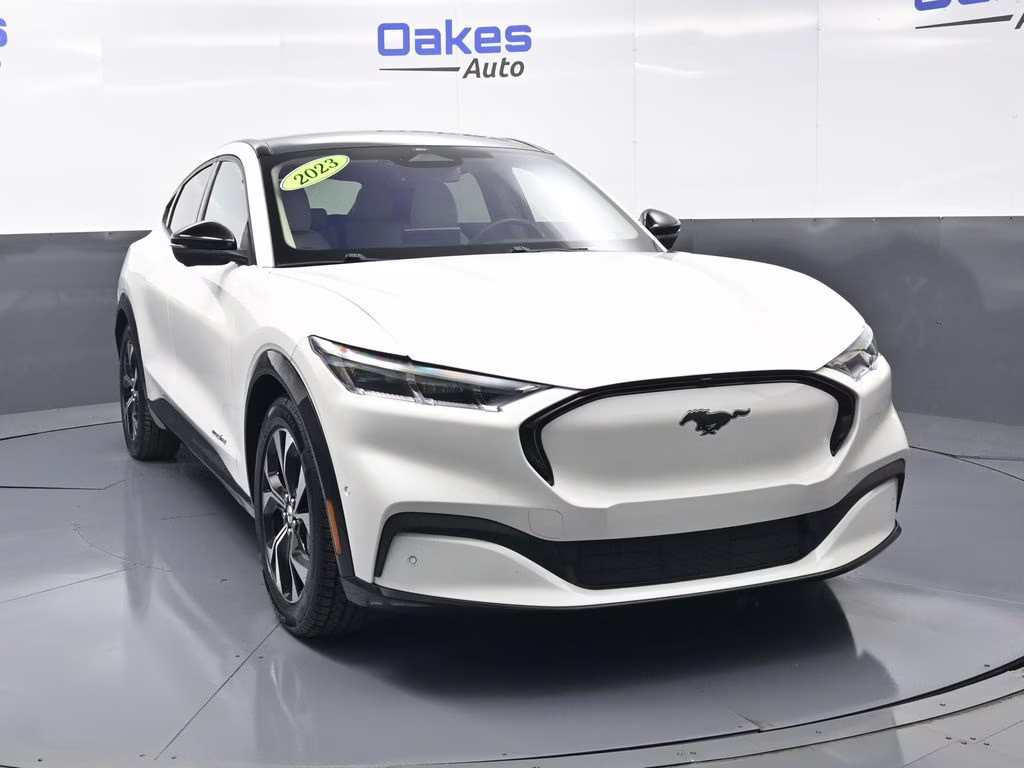 2023 White Metallic Ford Mustang Mach-E Premium RWD SUV