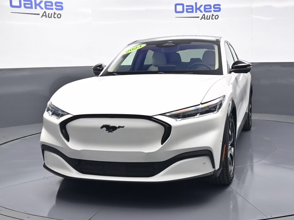 2023 White Metallic Ford Mustang Mach-E Premium RWD SUV
