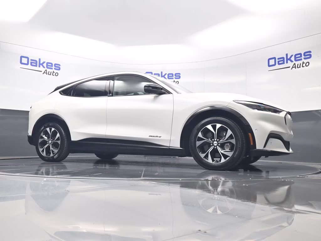 2023 White Metallic Ford Mustang Mach-E Premium RWD SUV