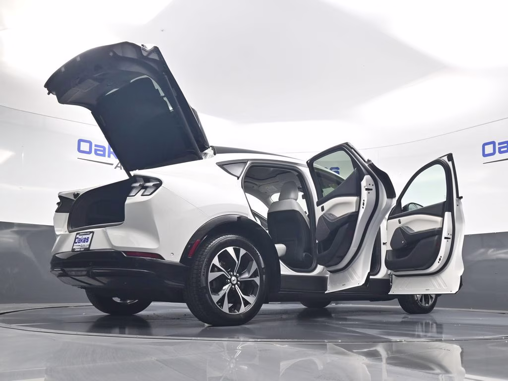 2023 White Metallic Ford Mustang Mach-E Premium RWD SUV
