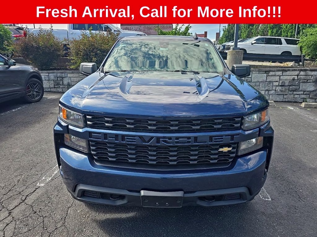 2021 Northsky Blue Metallic Chevrolet Silverado 1500 Custom 4X4 Truck