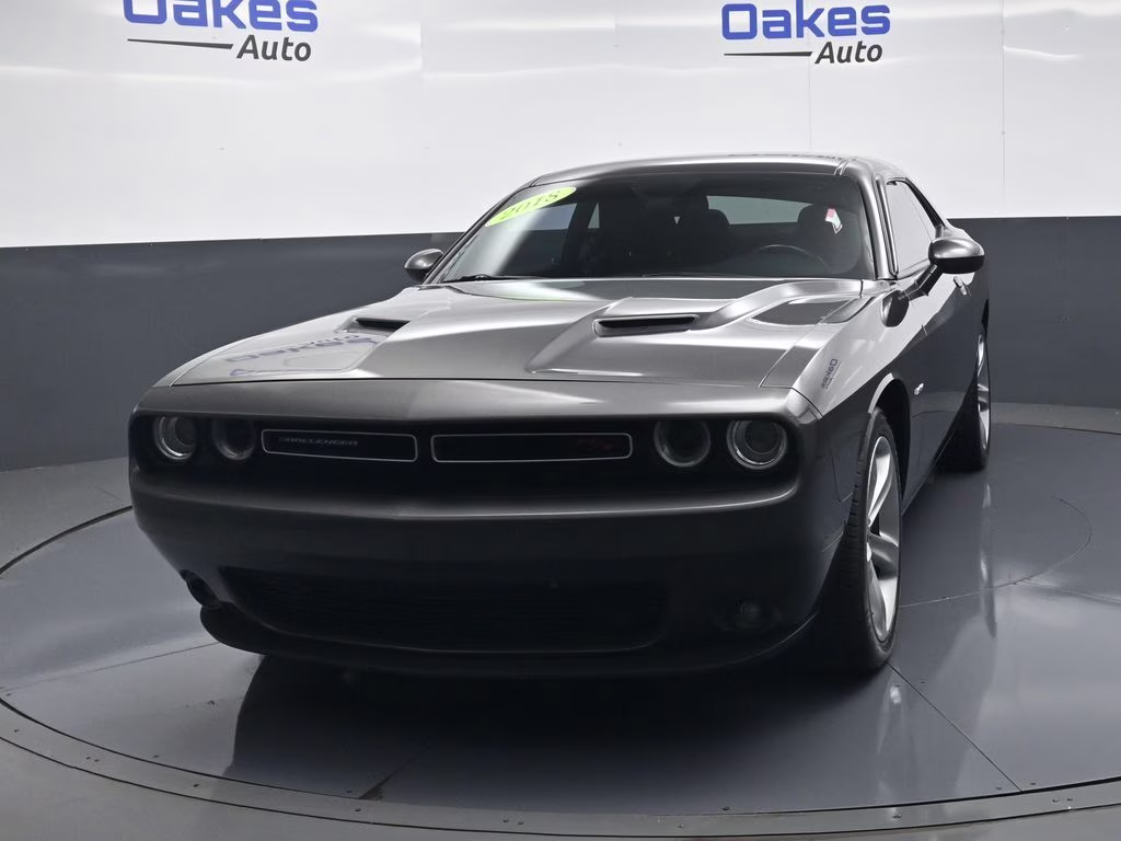 2018 Granite Crystal Metallic Clearcoat Dodge Challenger R/T RWD Coupe