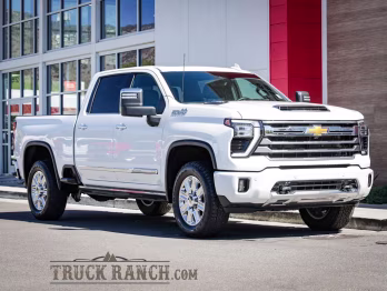 2025 Iridescent Pearl Tricoat Chevrolet Silverado 2500HD High Country 4X4 Truck